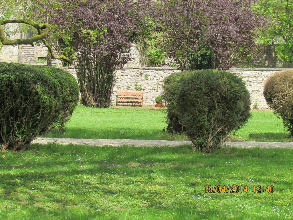 L'Orangerie Du Grand Jardin Vila Condé-sur-Seulles Exterior foto